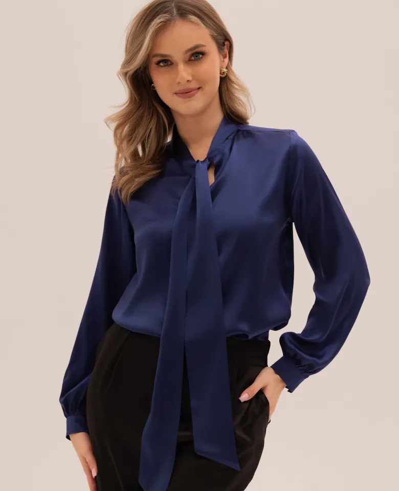 Seidenhemd mit gebundener Schleife – navy blue